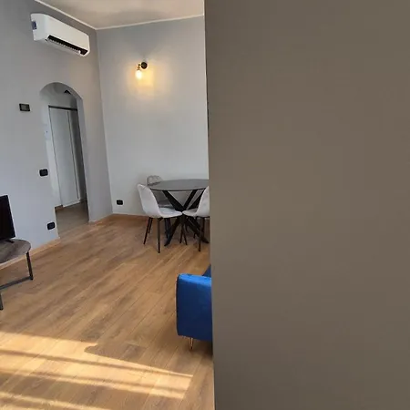 Апартаменты 602 *
